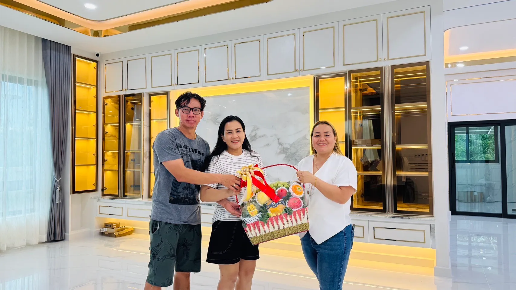 คุณหนุ่ม